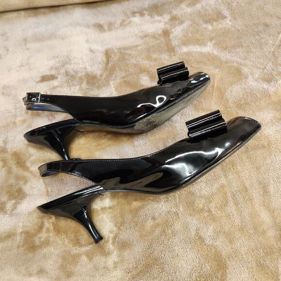 Via Spiga Black Sling Back Patent Leather Stiletto Heel with Bow - Picture 8 of 10